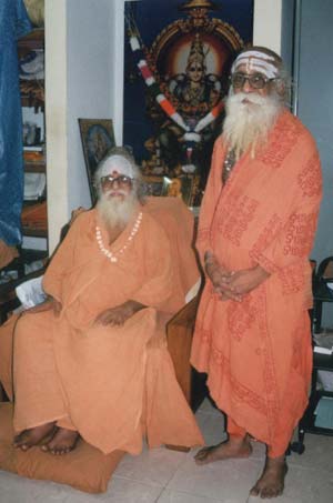 Santananda Saraswati Swamigal with disciple Shankarananda Swami