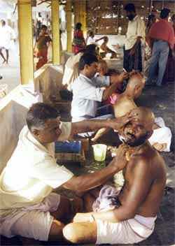 Mudikaani -- offering one's hair to Senthil Andavar