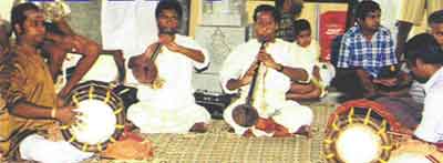 The music troupe brought from Tamilnadu